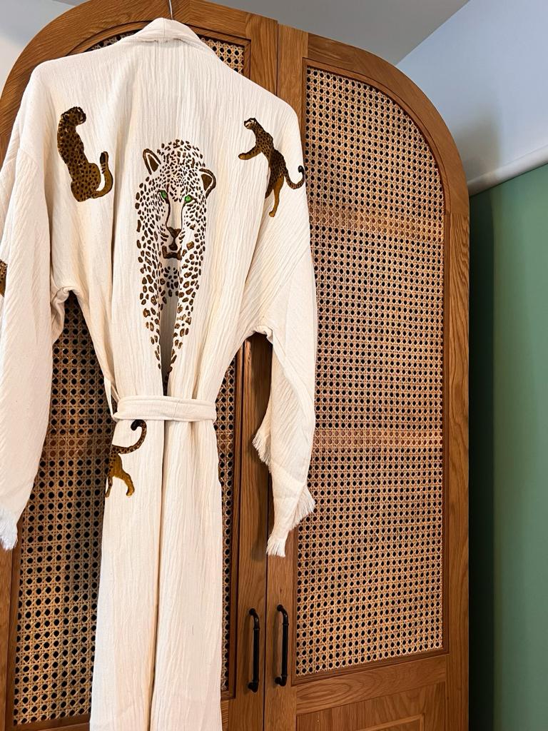 Nazar Cheetah Robe