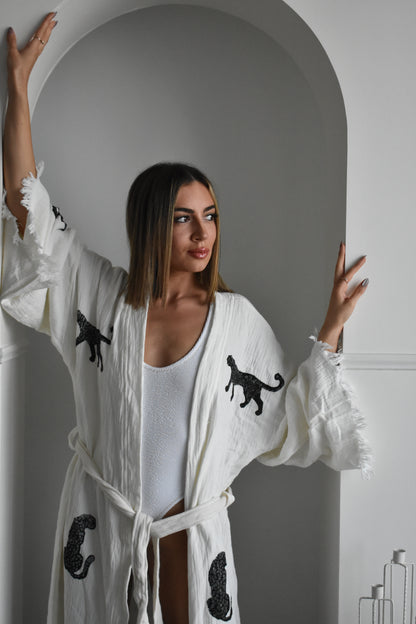 Nazar Cheetah Black Robe